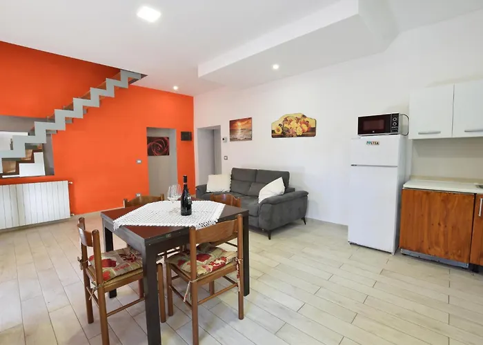 Gorgeous In With Wifi *